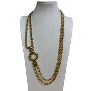 Gold Tone Curb Chunky Chain Necklace Layered with Circle Accent and Toggle Clasp